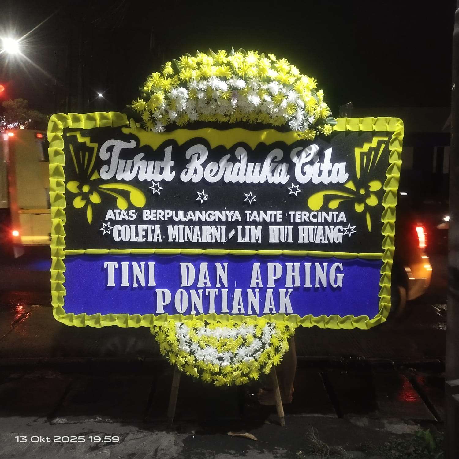 Karangan bunga  duka cita